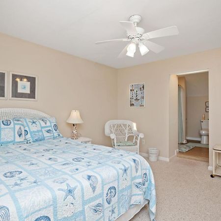 Katie Lou'S Place By Oak Island Accommodations Caswell Beach 外观 照片