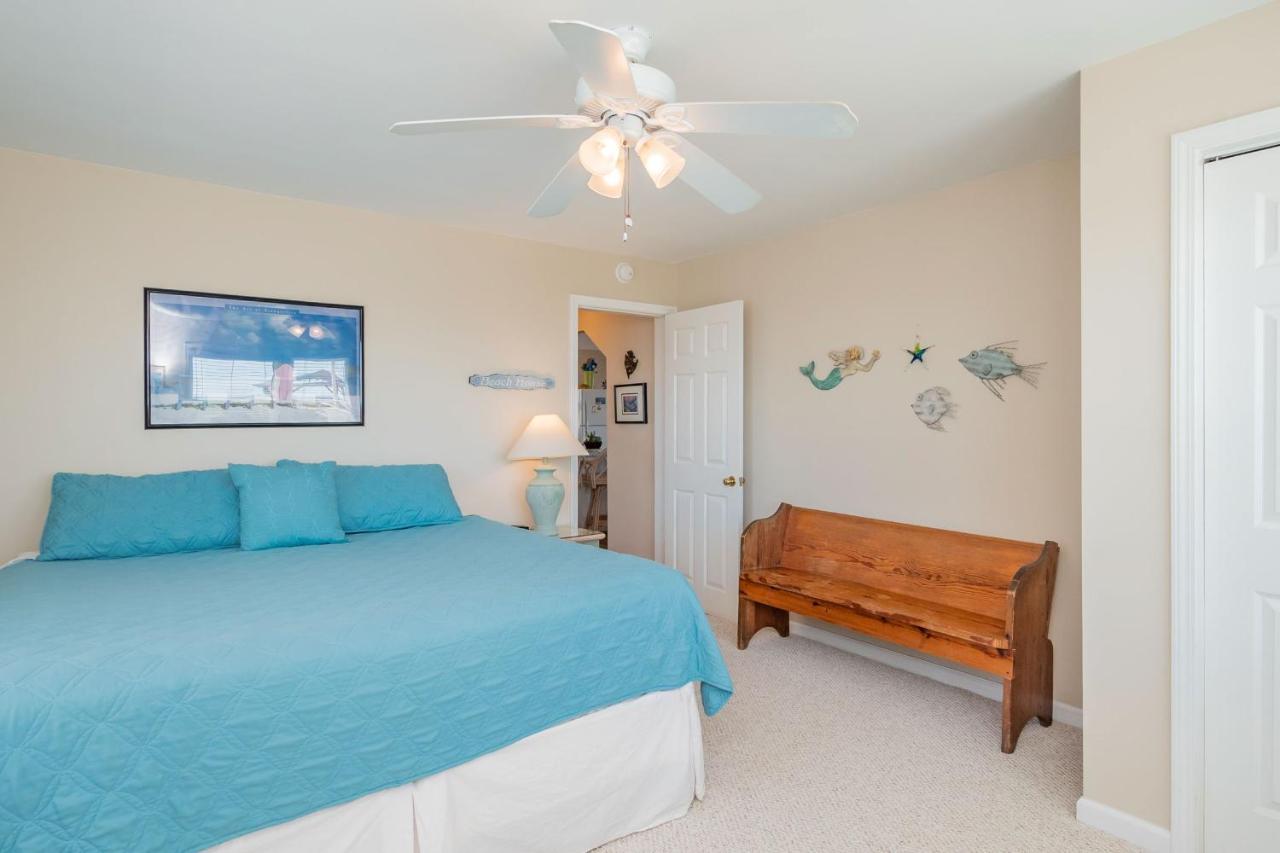 Katie Lou'S Place By Oak Island Accommodations Caswell Beach 外观 照片